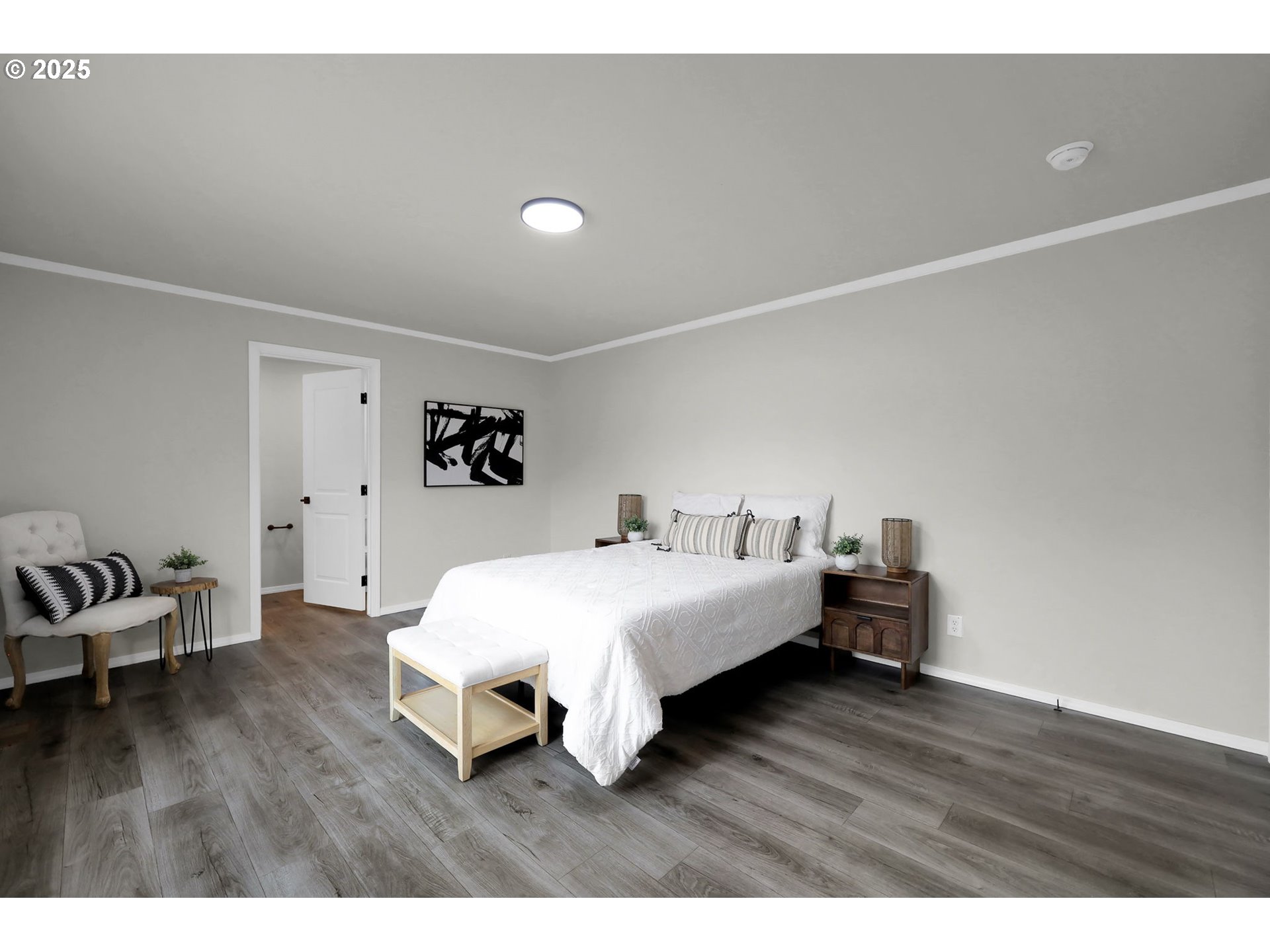 48113 Commercial Street Oakridge, OR 97463 - Photo 19 of 36