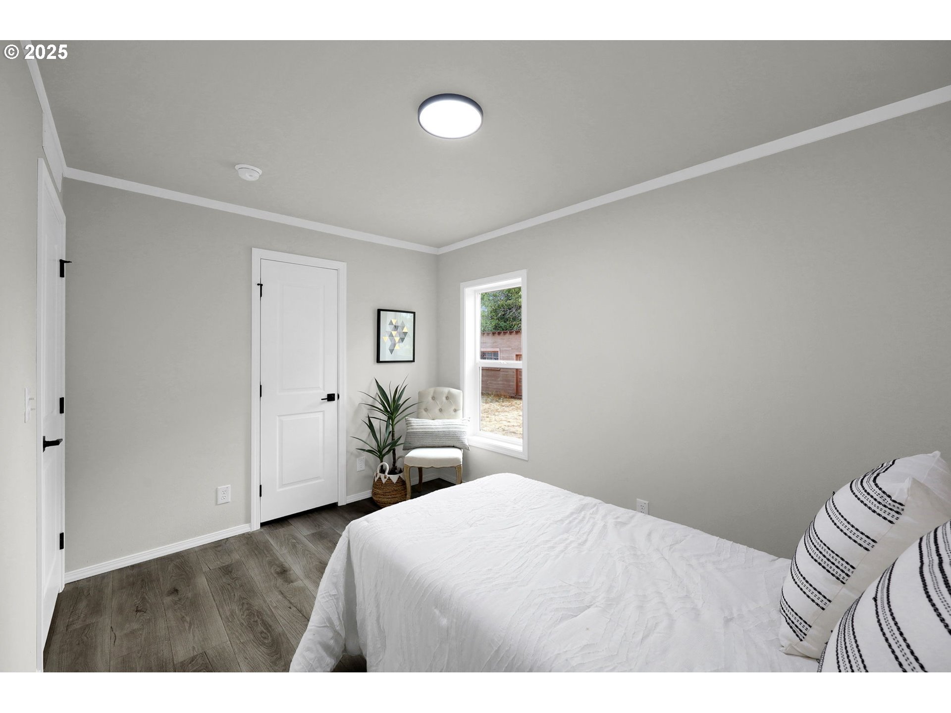 48113 Commercial Street Oakridge, OR 97463 - Photo 28 of 36