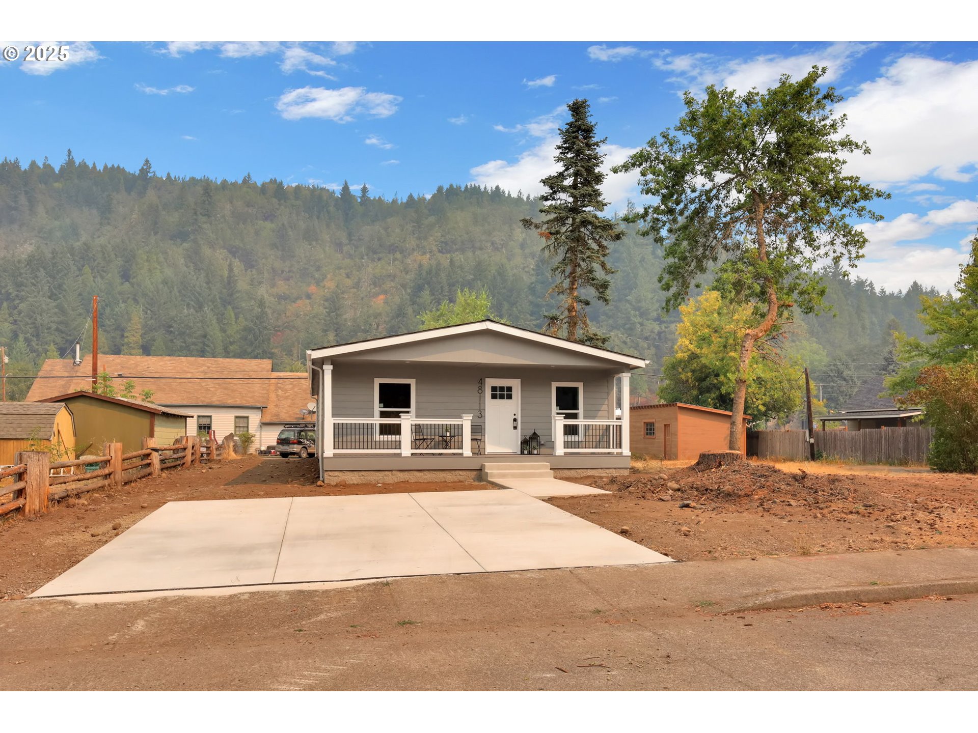 48113 Commercial Street Oakridge, OR 97463 - Photo 35 of 36