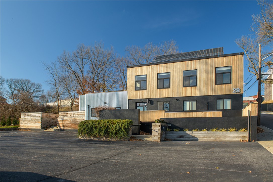 28 Wolcott Street Providence, RI 02908 - Photo 4 of 50