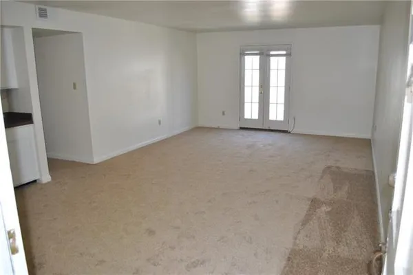 $1,600 | 1419 Milan Street, Unit 206, New Orleans, LA 70115