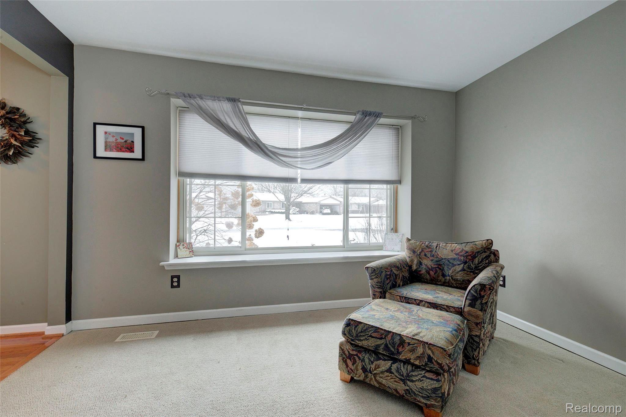 5322 Timber Ridge Trail Clarkston, MI 48346 - Photo 6 of 28 4H8A0061_2_3.jpg