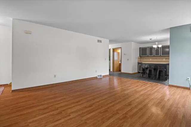 $385,000 | 562 Lexington Drive, Oregon, WI 53575