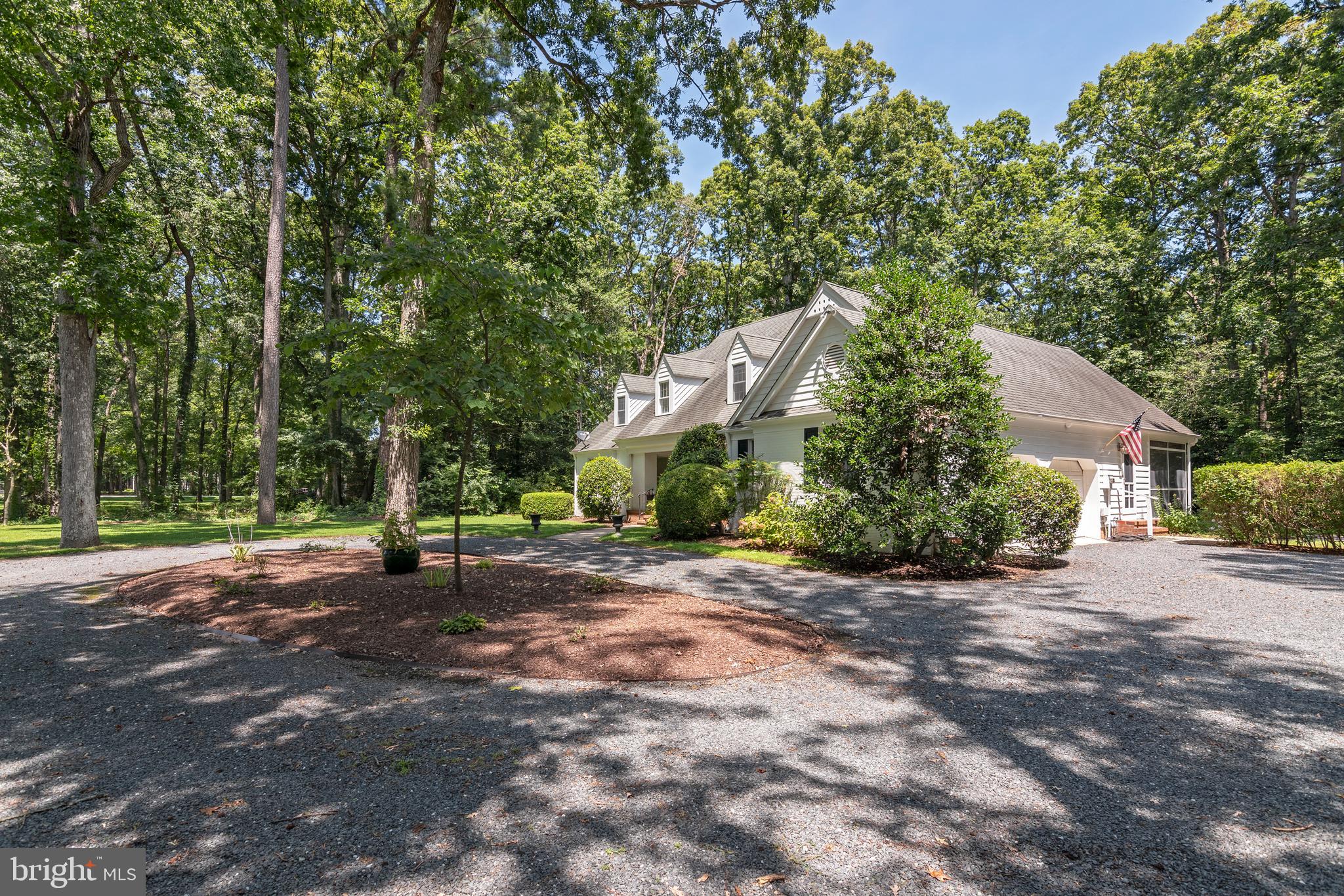 24420 Mallard Place St. Michaels, MD 21663 - Photo 4 of 33 a view of a outdoor space with a house