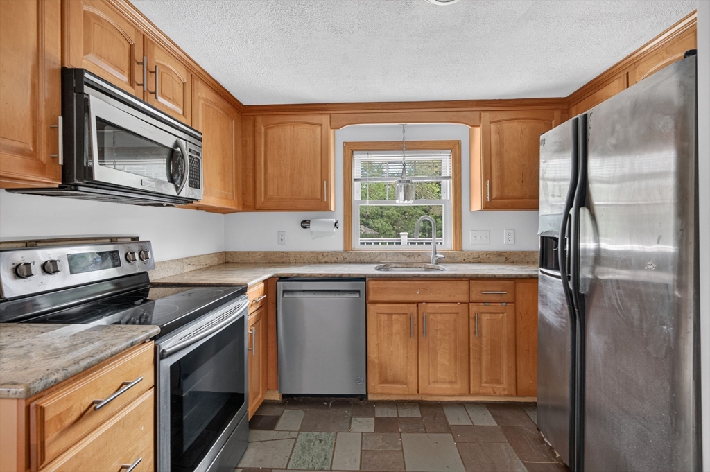 80 Stevens Street Andover, MA 01810 - Photo 13 of 34