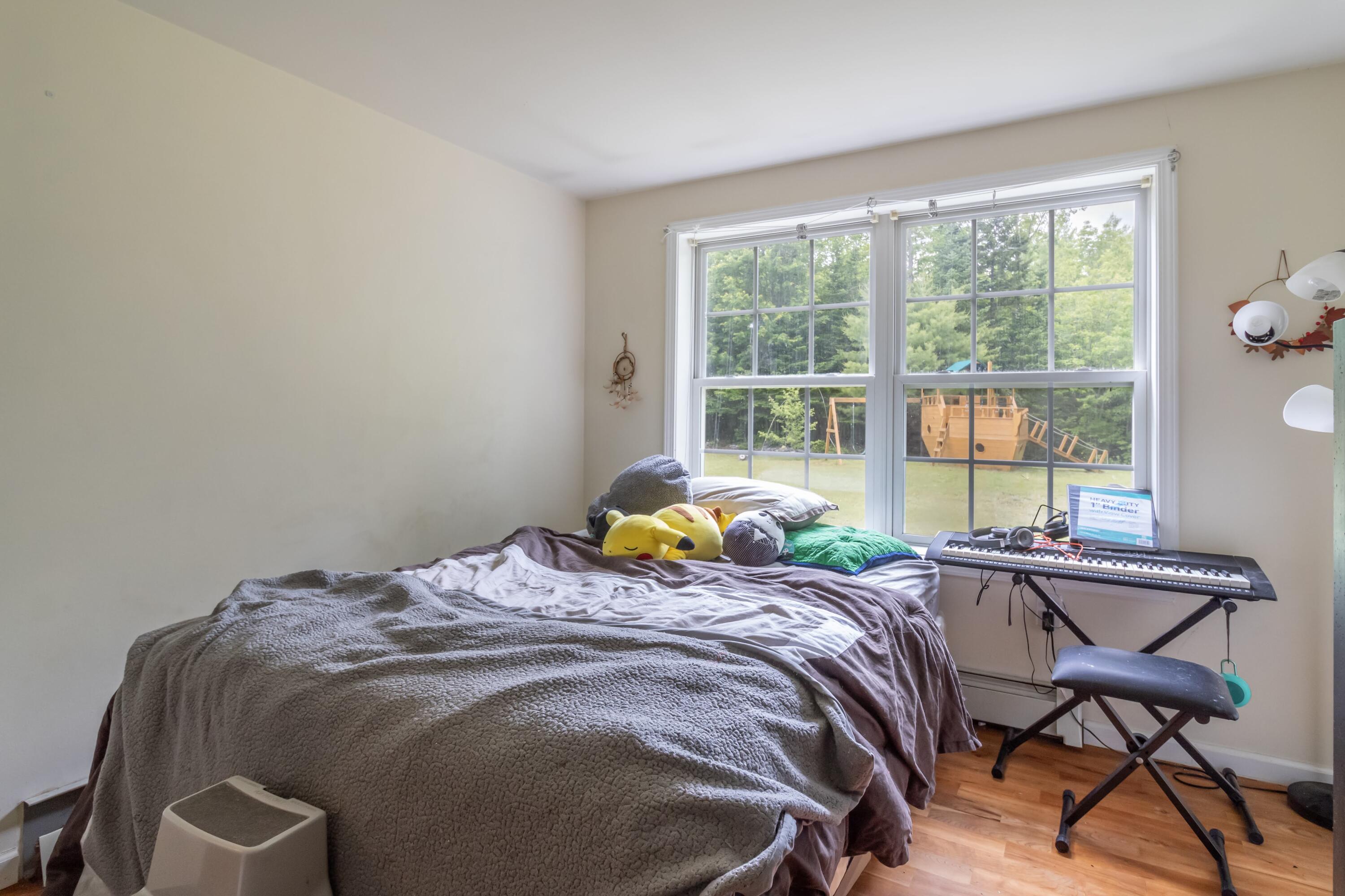 92 Nicolin Road Ellsworth, ME 04605 - Photo 32 of 53 92 Nicolin Road Interiors-14