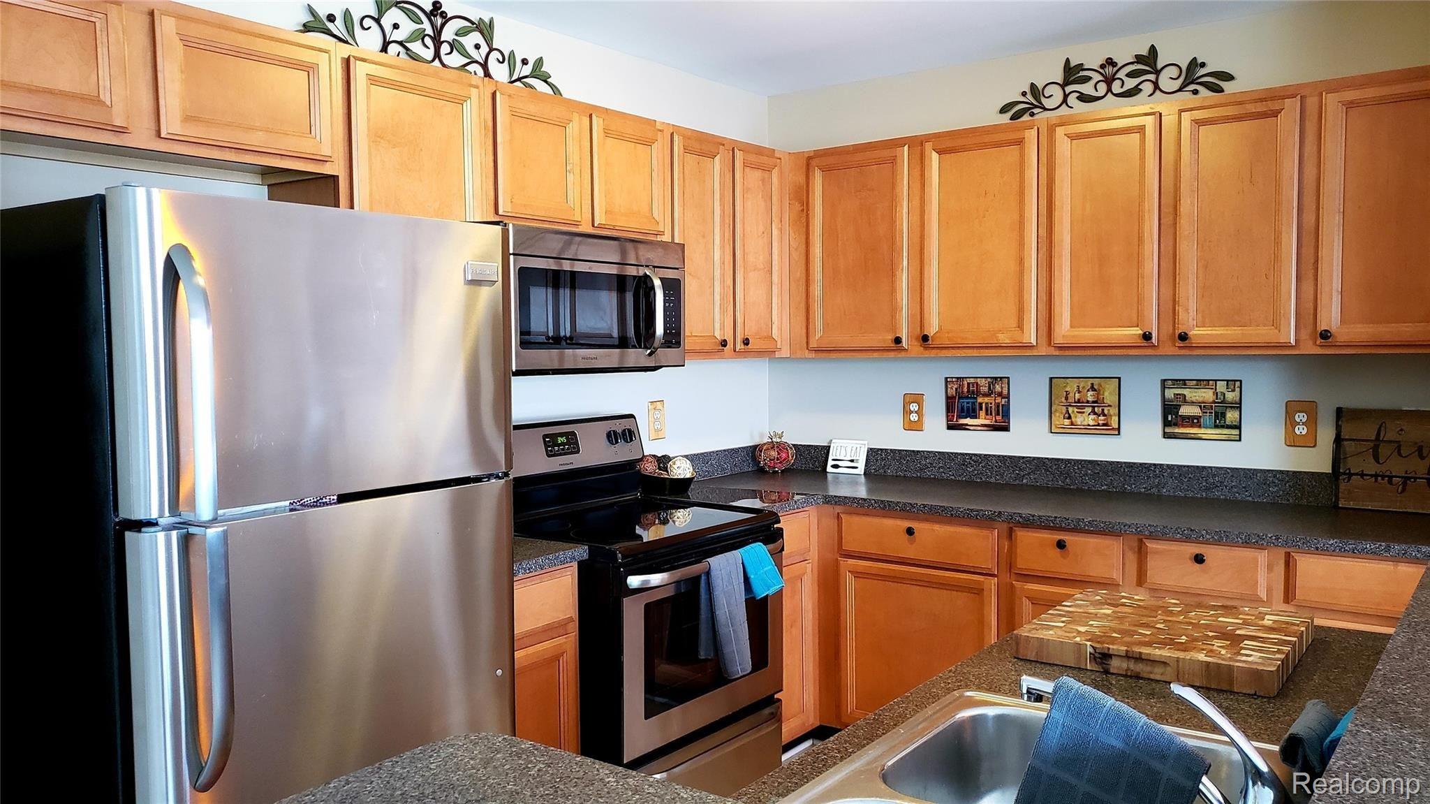 45571 Heather Ridge Drive Macomb, MI 48044 - Photo 20 of 37 20191212_142948.jpg