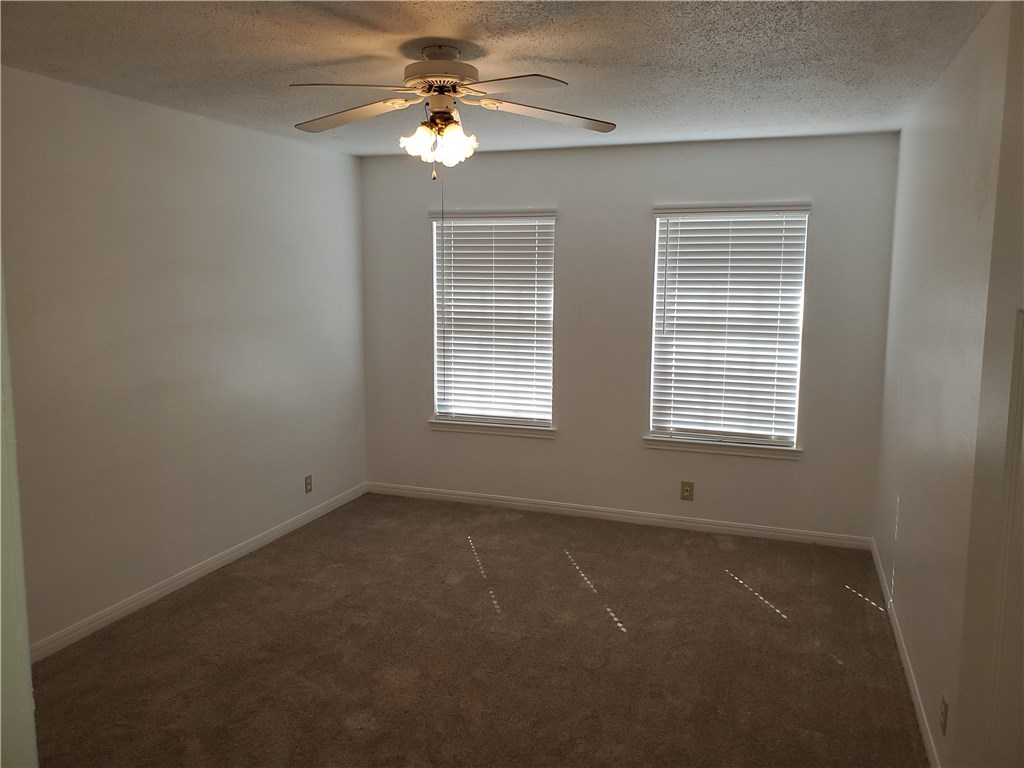 108 Verna Spur, Unit B Georgetown, TX 78628 - Photo 16 of 24 Bedroom #2 Upstairs - HUGE