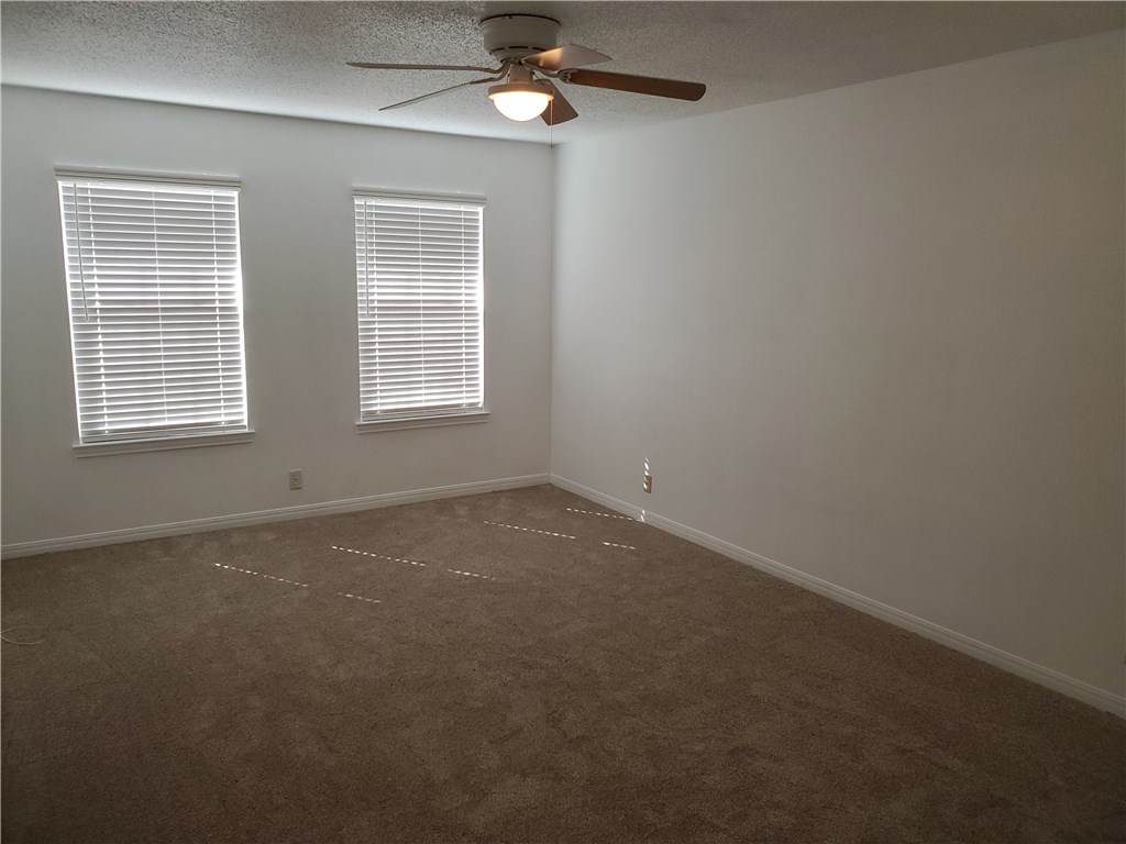 108 Verna Spur, Unit B Georgetown, TX 78628 - Photo 20 of 24 Bedroom #3 Upstairs - ALSO HUGE