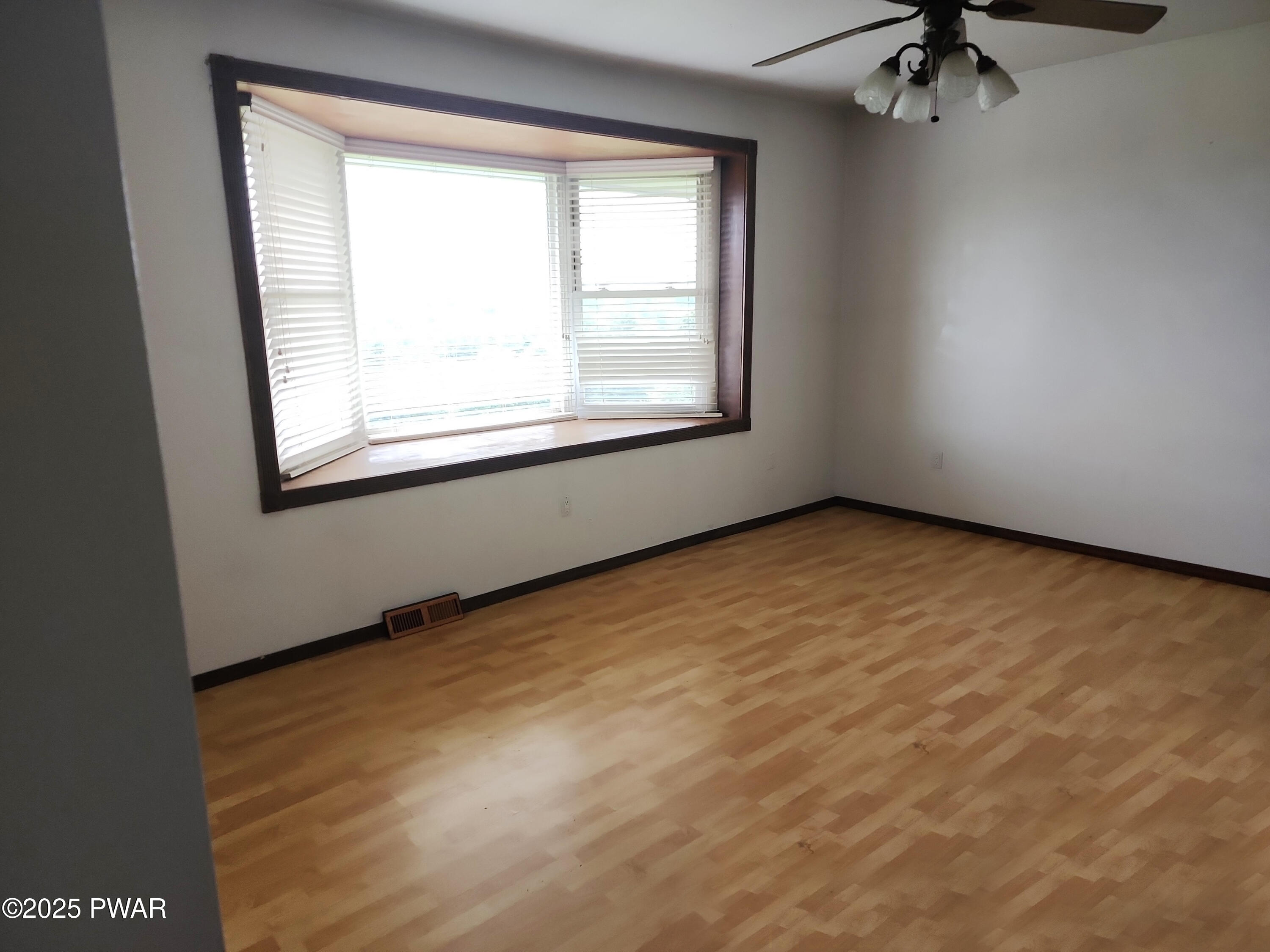 961 Aberdeen Road Moscow, PA 18444 - Photo 16 of 26 an empty room with a window