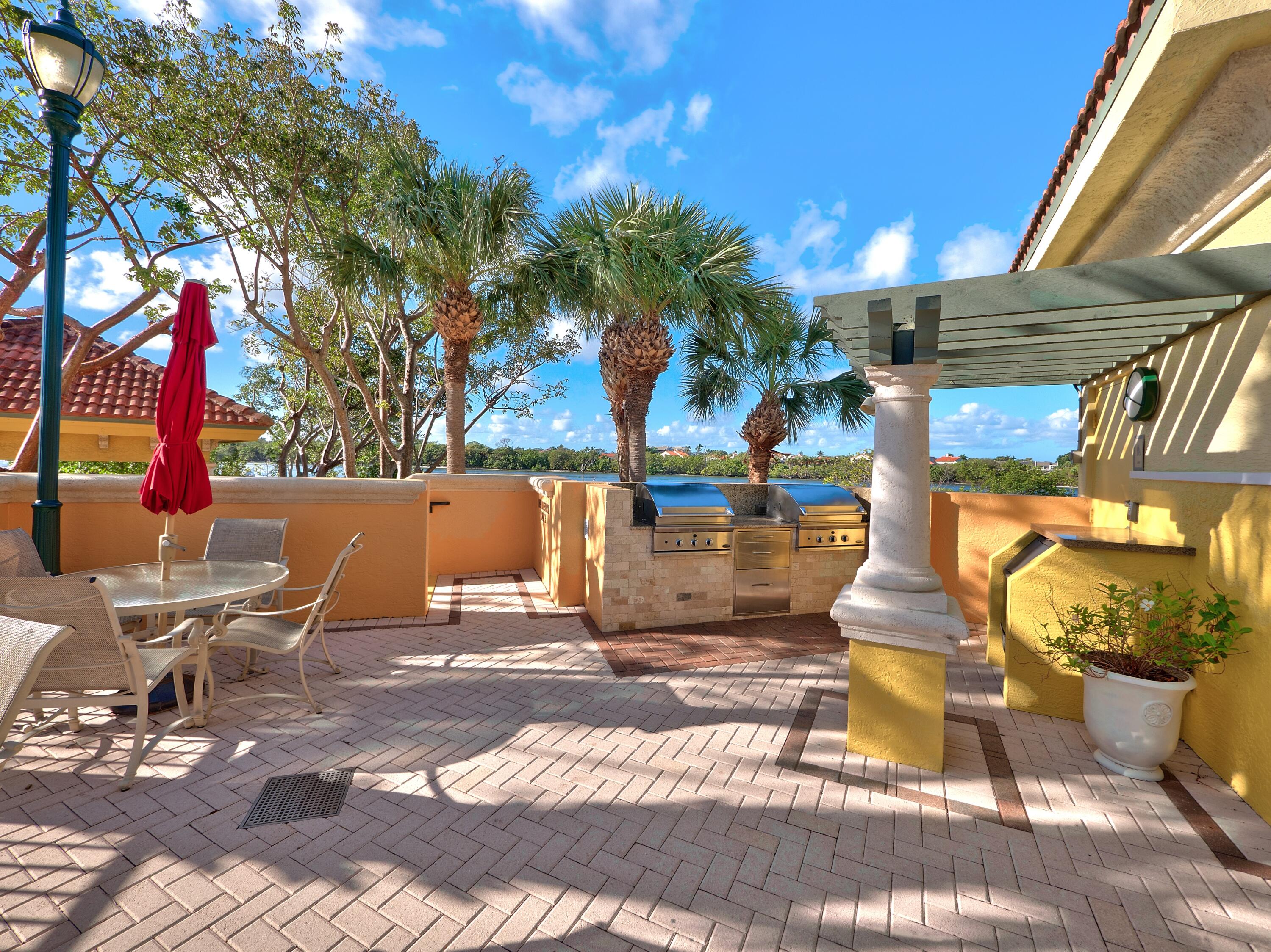 340 Highway 1, Unit 305 Jupiter, FL 33477 - Photo 23 of 26 340 bbq