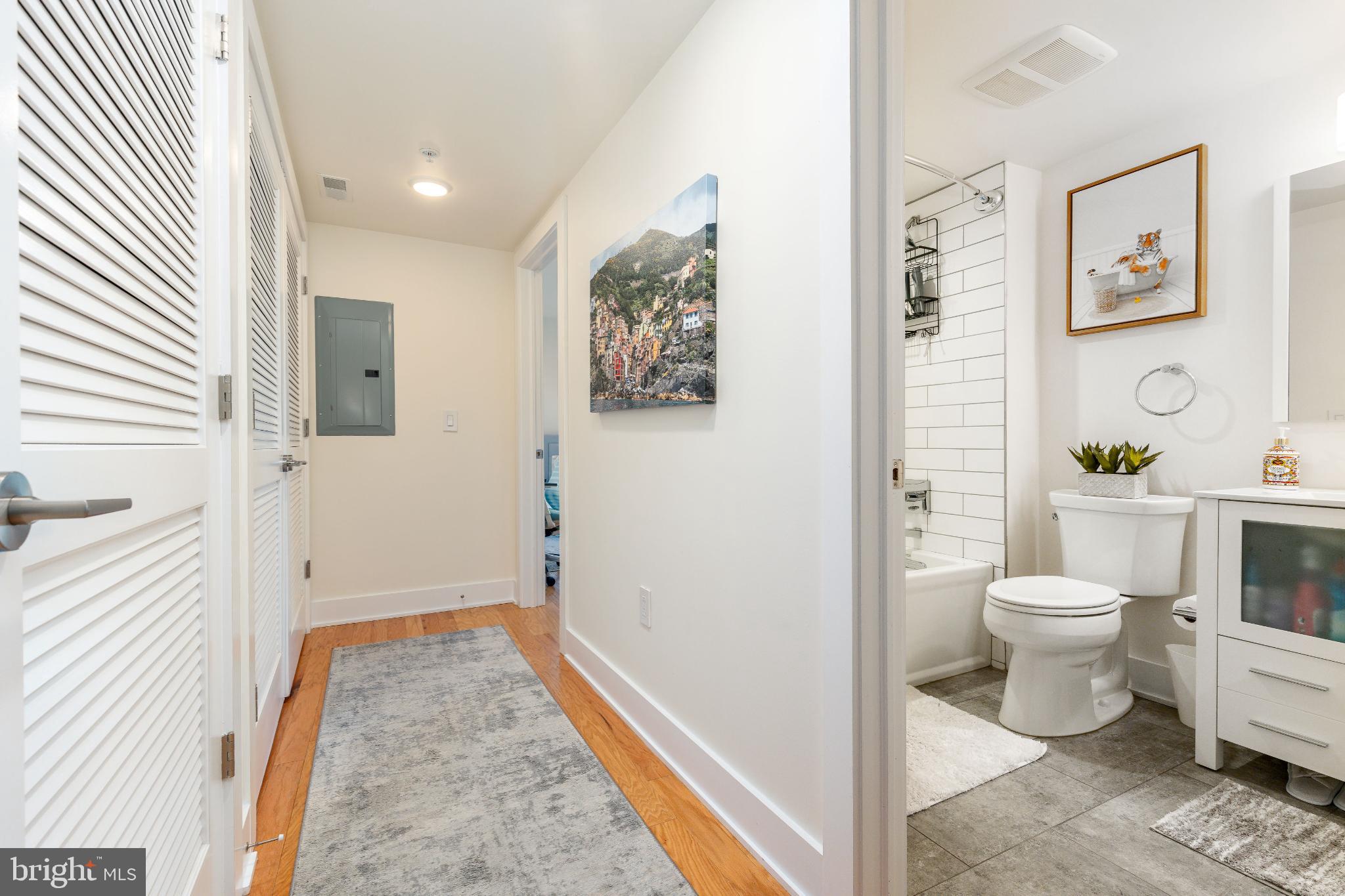 1647 East Eyre Street, Unit 8 Philadelphia, PA 19125 - Photo 12 of 28 Second level hallway