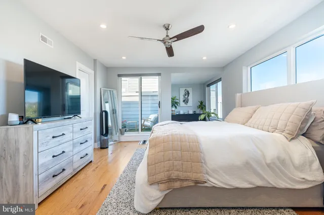 $3,500 | 1647 East Eyre Street, Unit 8, Philadelphia, PA 19125