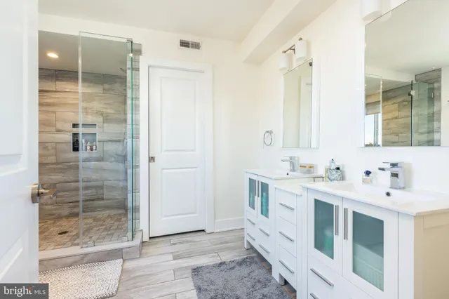 $3,500 | 1647 East Eyre Street, Unit 8, Philadelphia, PA 19125