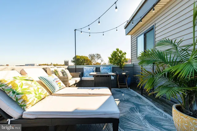 $3,500 | 1647 East Eyre Street, Unit 8, Philadelphia, PA 19125