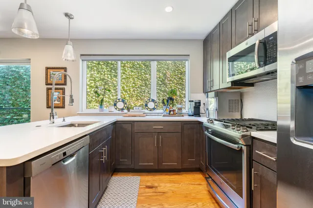 $3,500 | 1647 East Eyre Street, Unit 8, Philadelphia, PA 19125