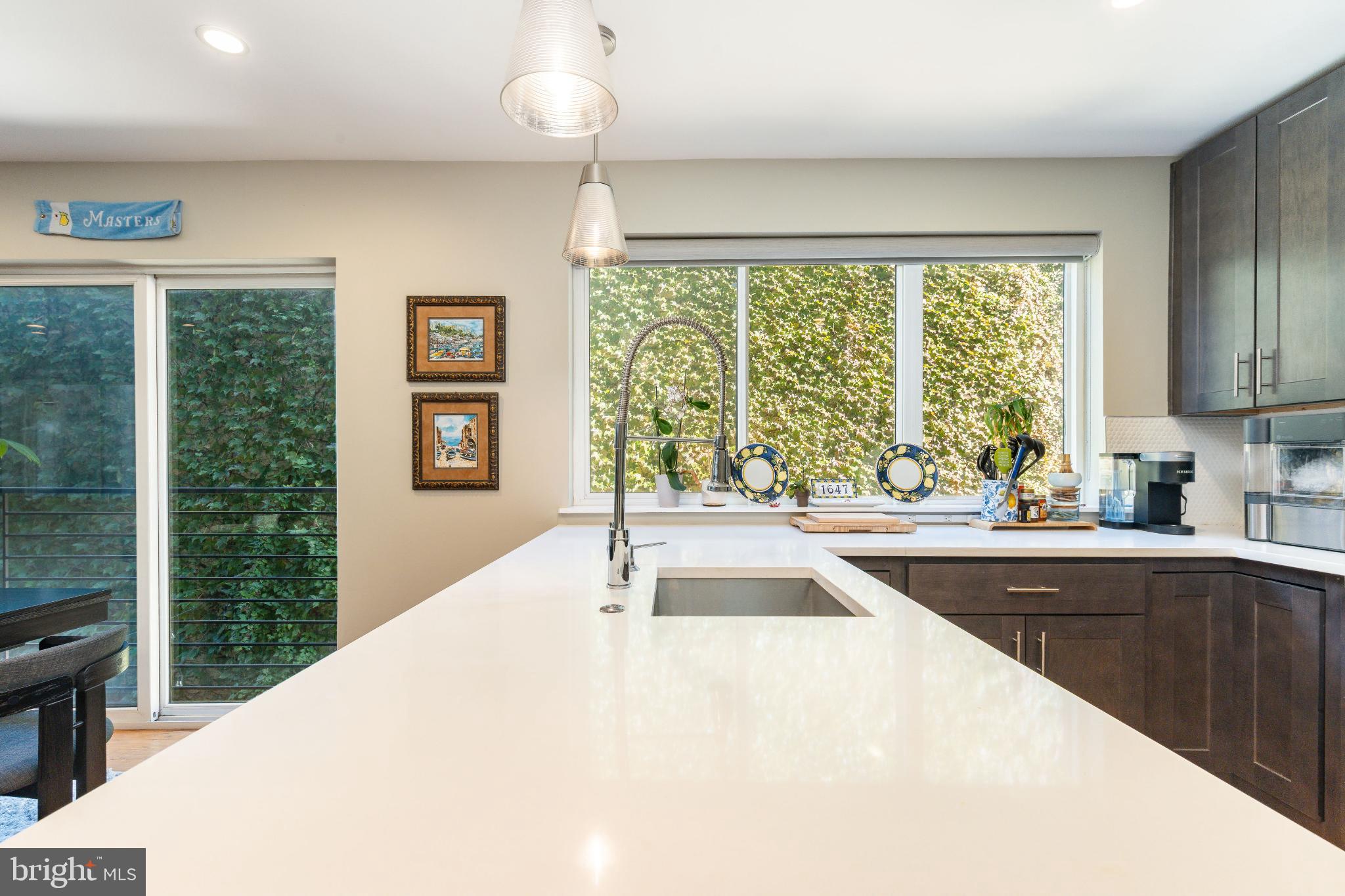 1647 East Eyre Street, Unit 8 Philadelphia, PA 19125 - Photo 4 of 28 Kitchen Island with ample seating