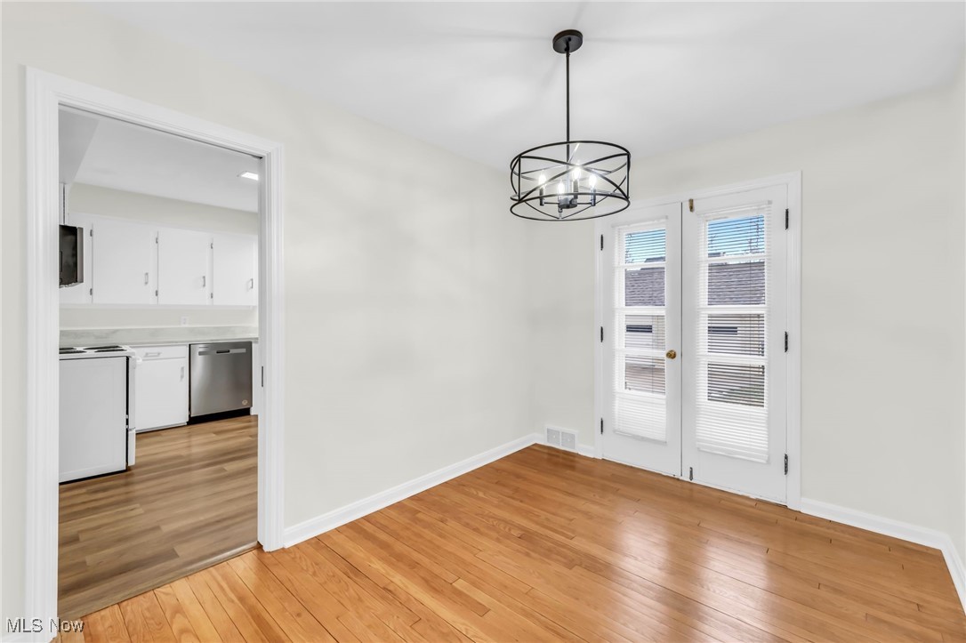 21960 Eaton Road Cleveland, OH 44126 - Photo 7 of 29 Gallery Image 7