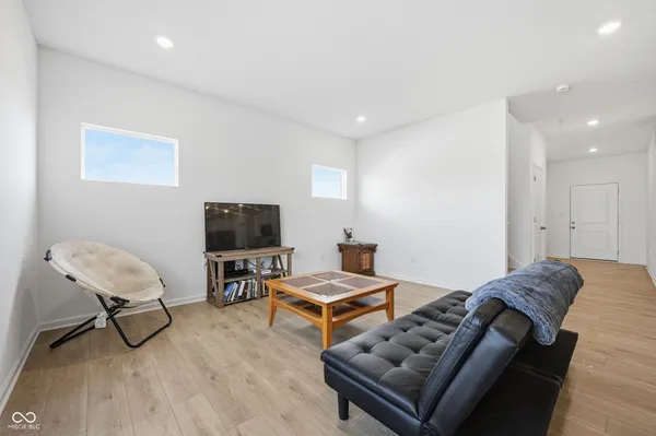 $339,900 | 250 Evening Bay Court, Pendleton, IN 46064