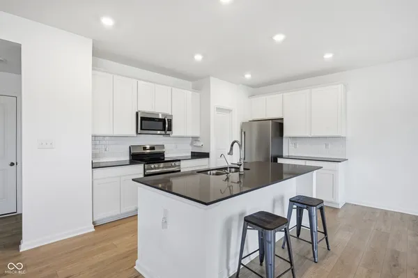 $339,900 | 250 Evening Bay Court, Pendleton, IN 46064