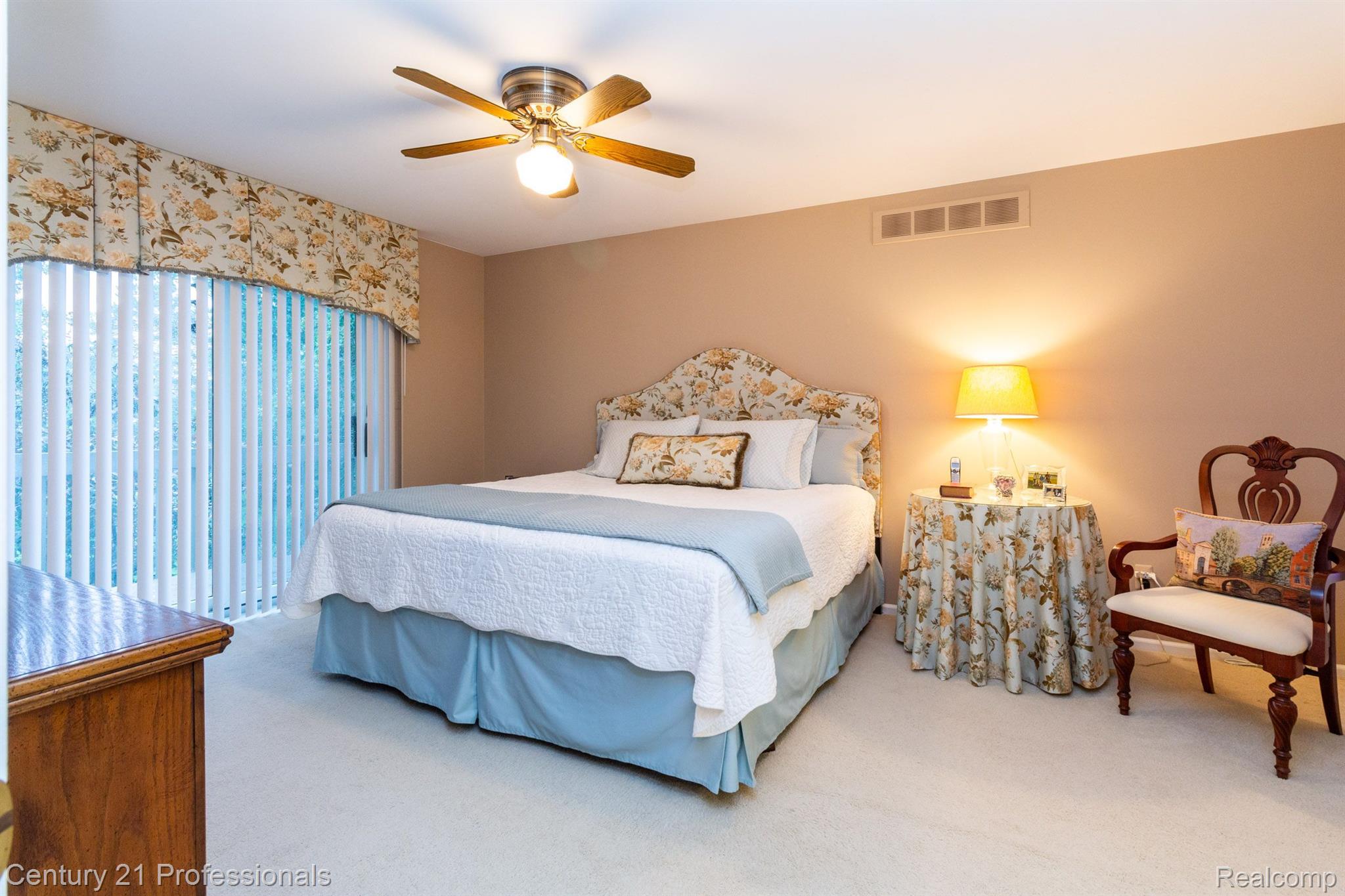 778 Lockmoore Court Rochester, MI 48307 - Photo 23 of 62 Gallery Image 23