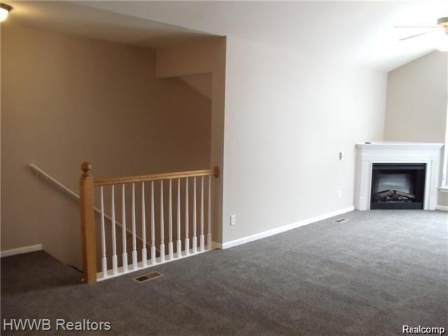 3561 Tremonte Circle, Unit 22 Rochester, MI 48306 - Photo 2 of 15