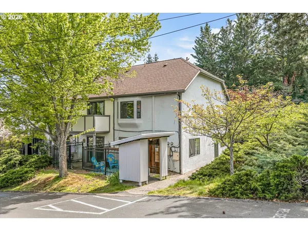 $275,000 | 495 Chestnut Street, Unit 16, Ashland, OR 97520