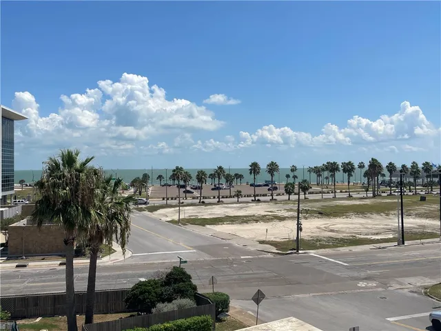 $245,000 | 520 South Chaparral Street, Unit 402, Corpus Christi, TX 78401