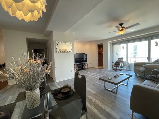 $245,000 | 520 South Chaparral Street, Unit 402, Corpus Christi, TX 78401