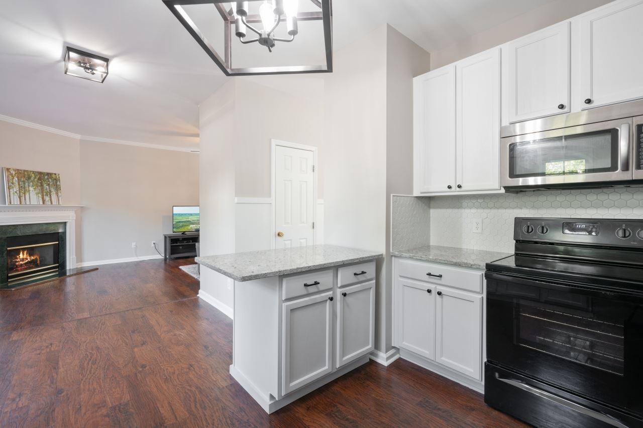 2133 Haig Point Way Raleigh, NC 27604 - Photo 10 of 28 Photo 10