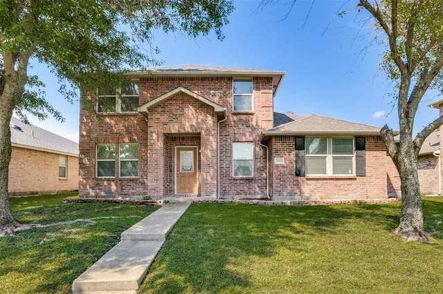 $364,500 | 2903 Lake Vista Drive, Wylie, TX 75098