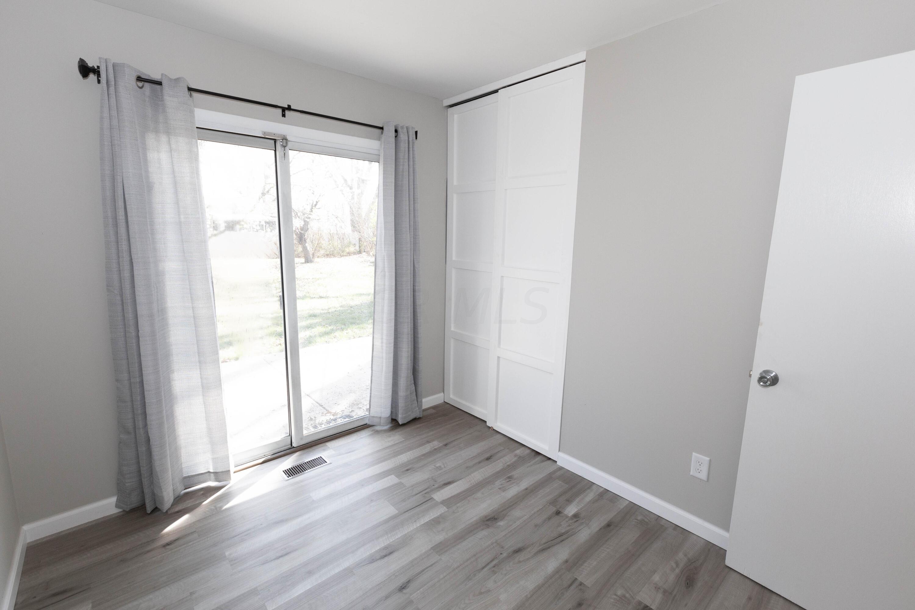 1872 Stetson Road Columbus, OH 43232 - Photo 24 of 30 Bedroom 3