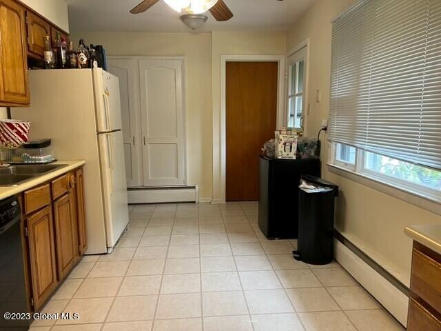 79 Mordella Road Colonie, NY 12205 - Photo 8 of 12 7