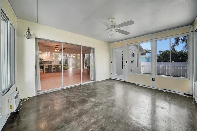 $3,250 | 17596 1st Street East, Redington Shores, FL 33708