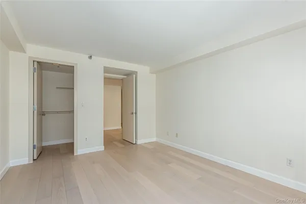 $4,995 | 88 Cutter Mill Road, Unit 418, Great Neck, NY 11021
