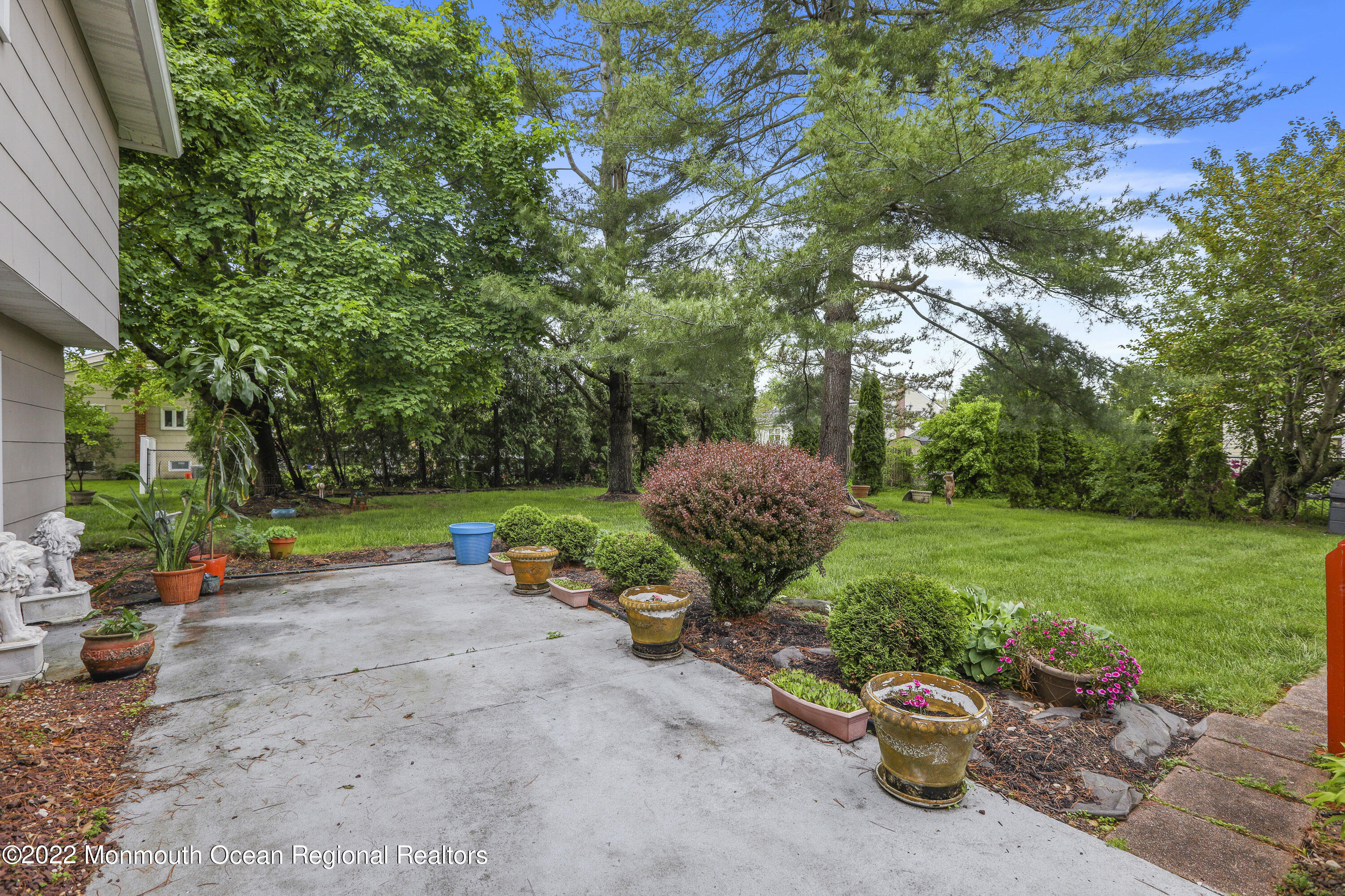 202 Elton Adelphia Road Freehold, NJ 07728 - Photo 36 of 46 6A8A6863