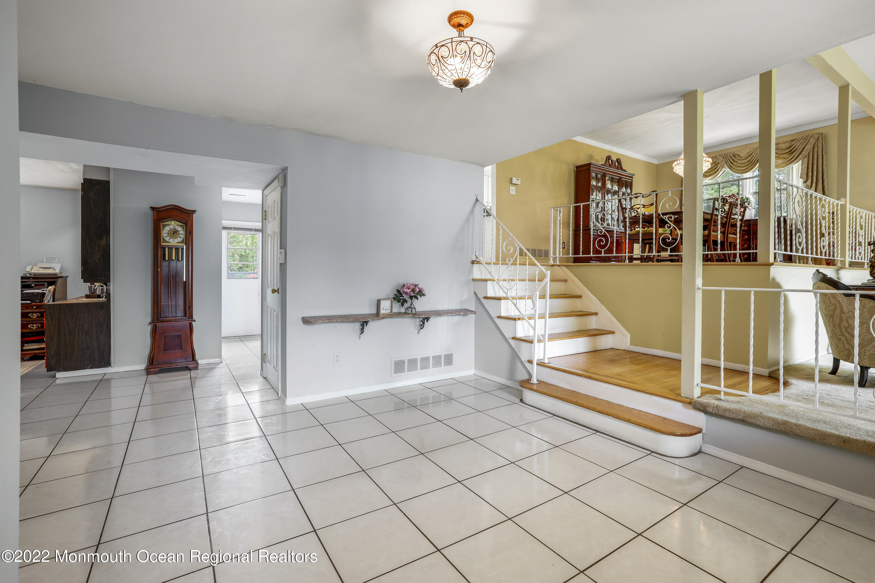 202 Elton Adelphia Road Freehold, NJ 07728 - Photo 8 of 46 6A8A6926
