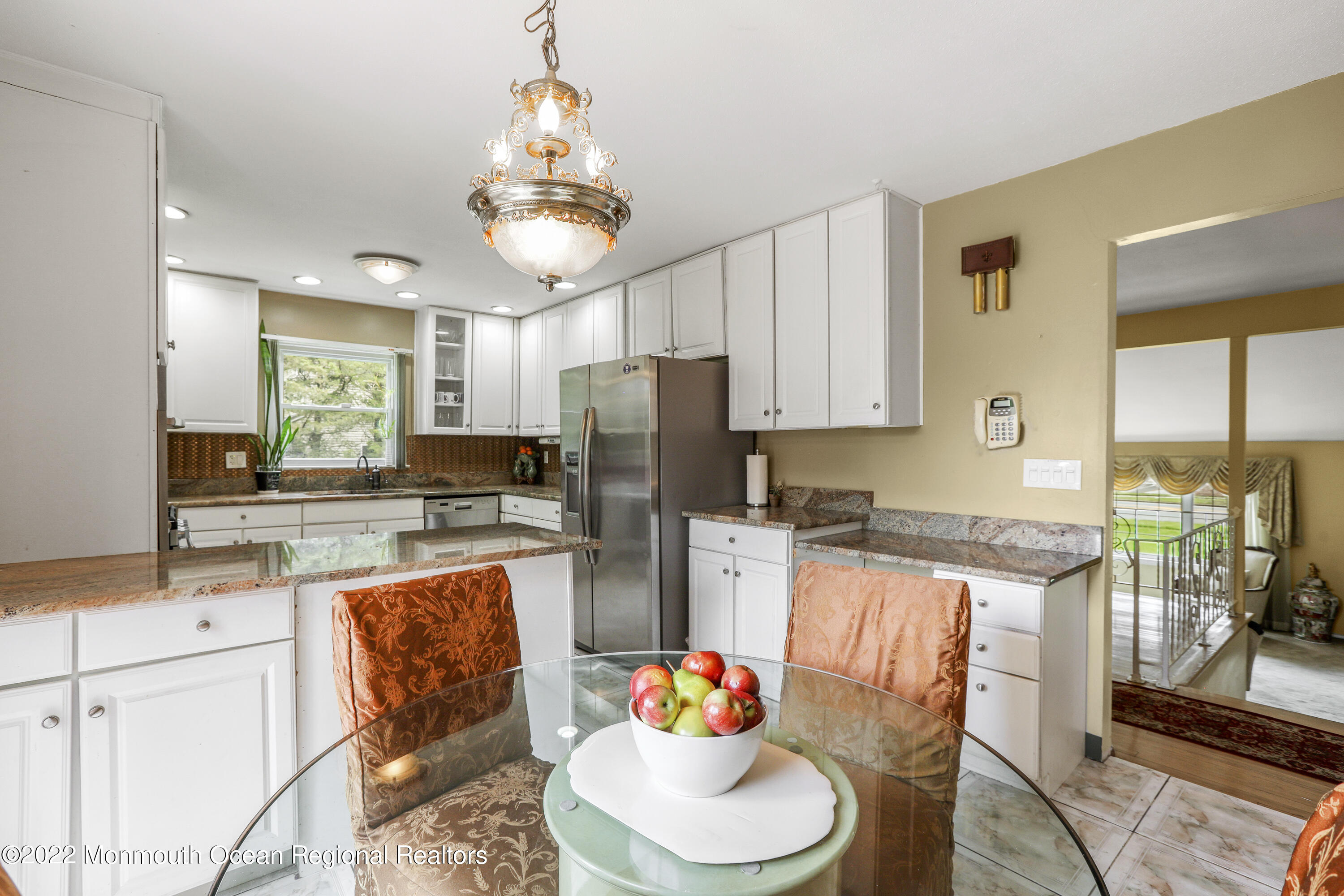 202 Elton Adelphia Road Freehold, NJ 07728 - Photo 10 of 46 6A8A6989