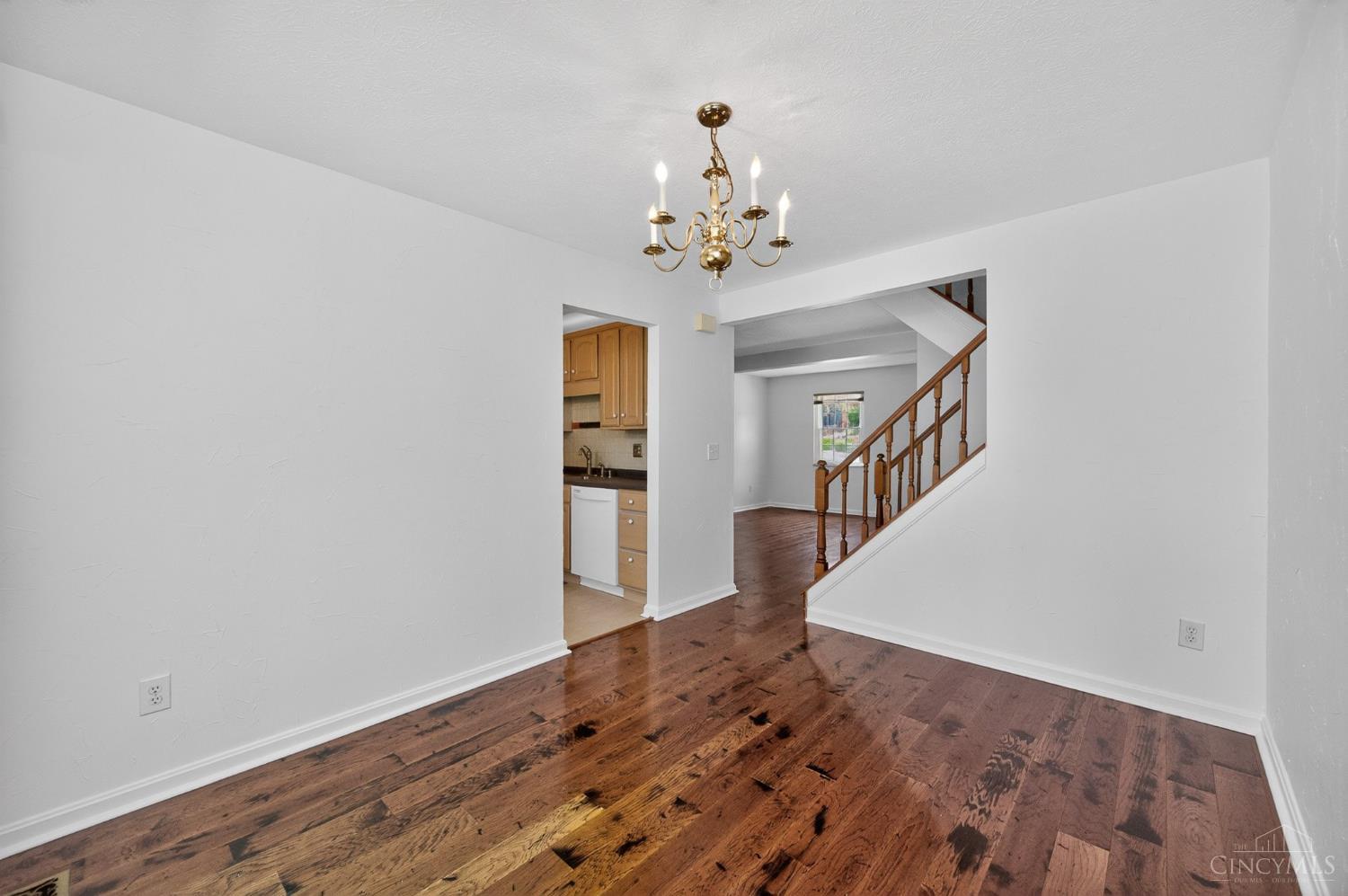 6355 Corbly Road, Unit 4 Cincinnati, OH 45230 - Photo 14 of 43