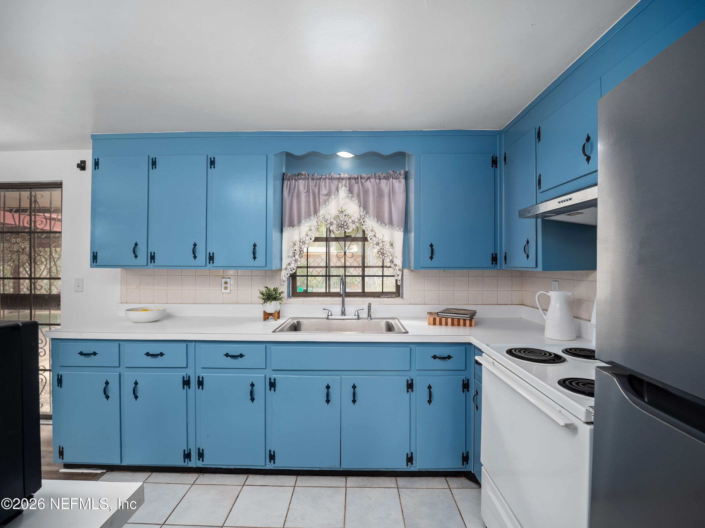 918 Bacall Road Jacksonville, FL 32218 - Photo 15 of 41 Kitchen