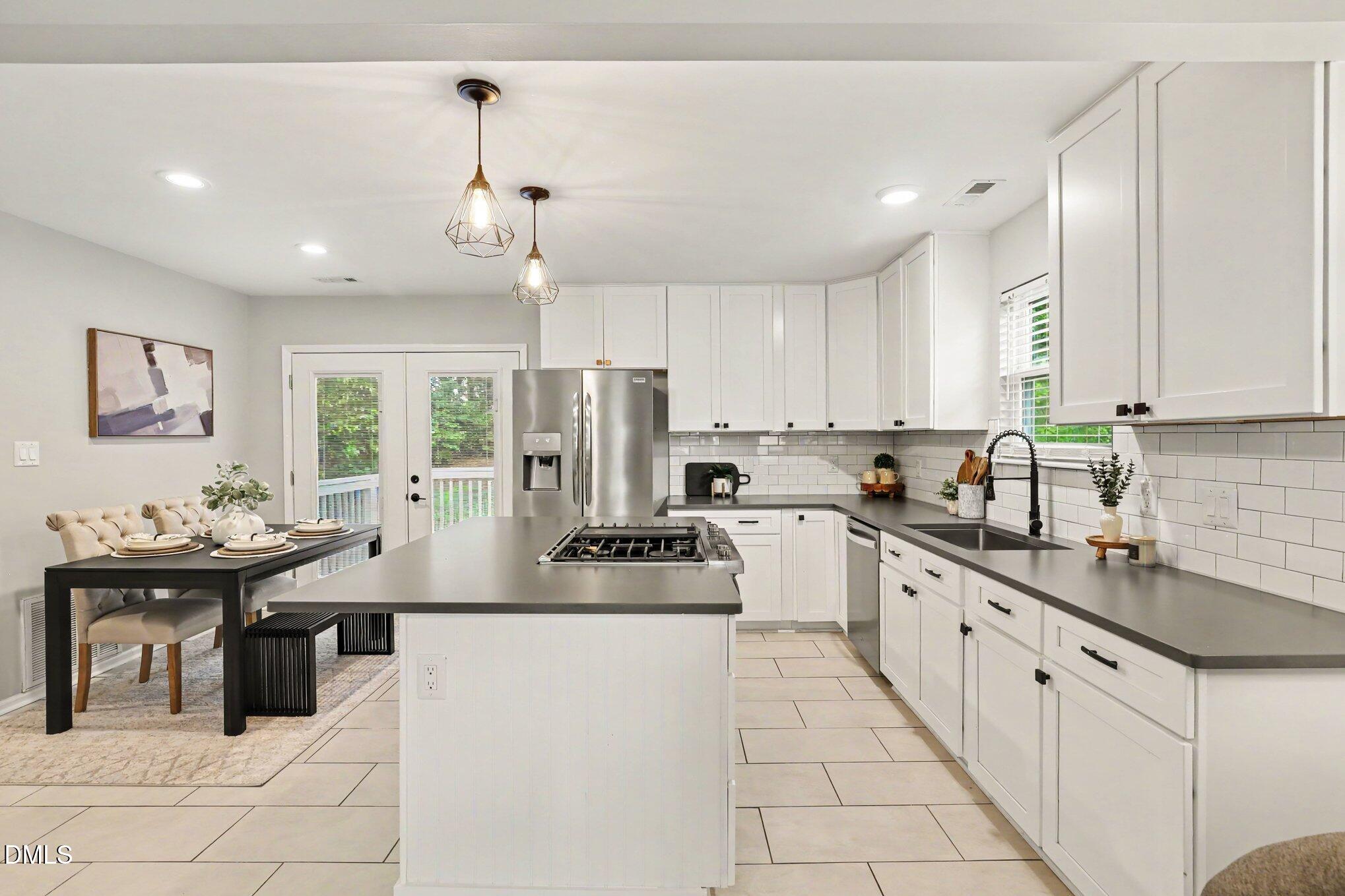 1016 Mills Street Raleigh, NC 27608 - Photo 8 of 29 file_5943