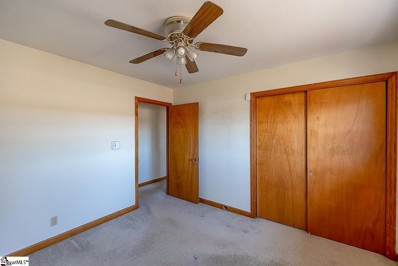 220 Fowler Circle Greenville, SC 29607 - Photo 18 of 33