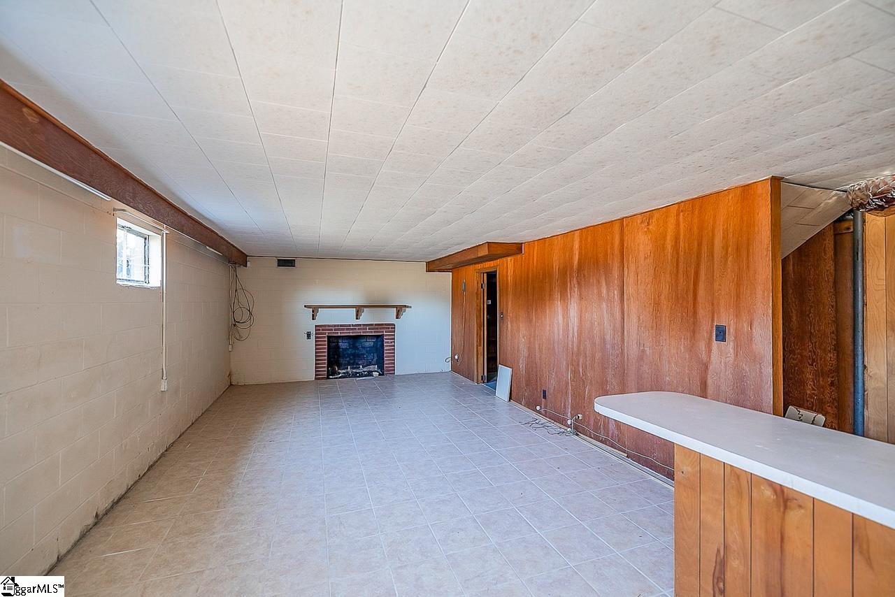 220 Fowler Circle Greenville, SC 29607 - Photo 25 of 33