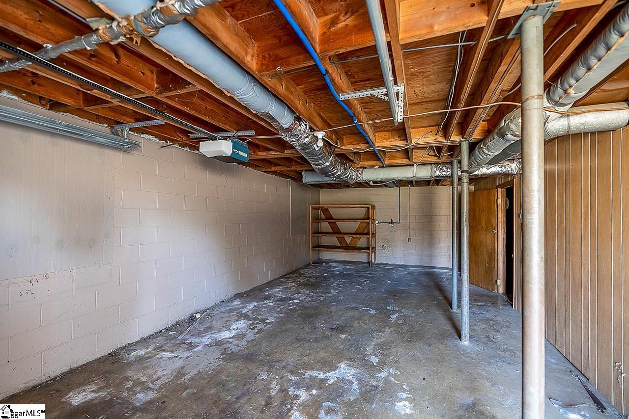 220 Fowler Circle Greenville, SC 29607 - Photo 26 of 33