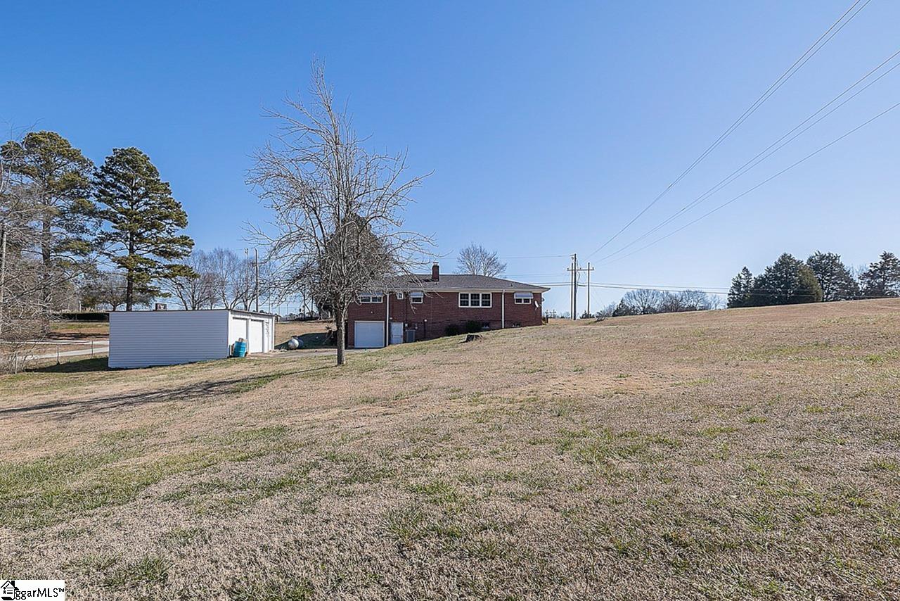 220 Fowler Circle Greenville, SC 29607 - Photo 5 of 33