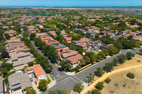 $798,880 | 248 South Pacifico Street, Mountain House, CA 95391