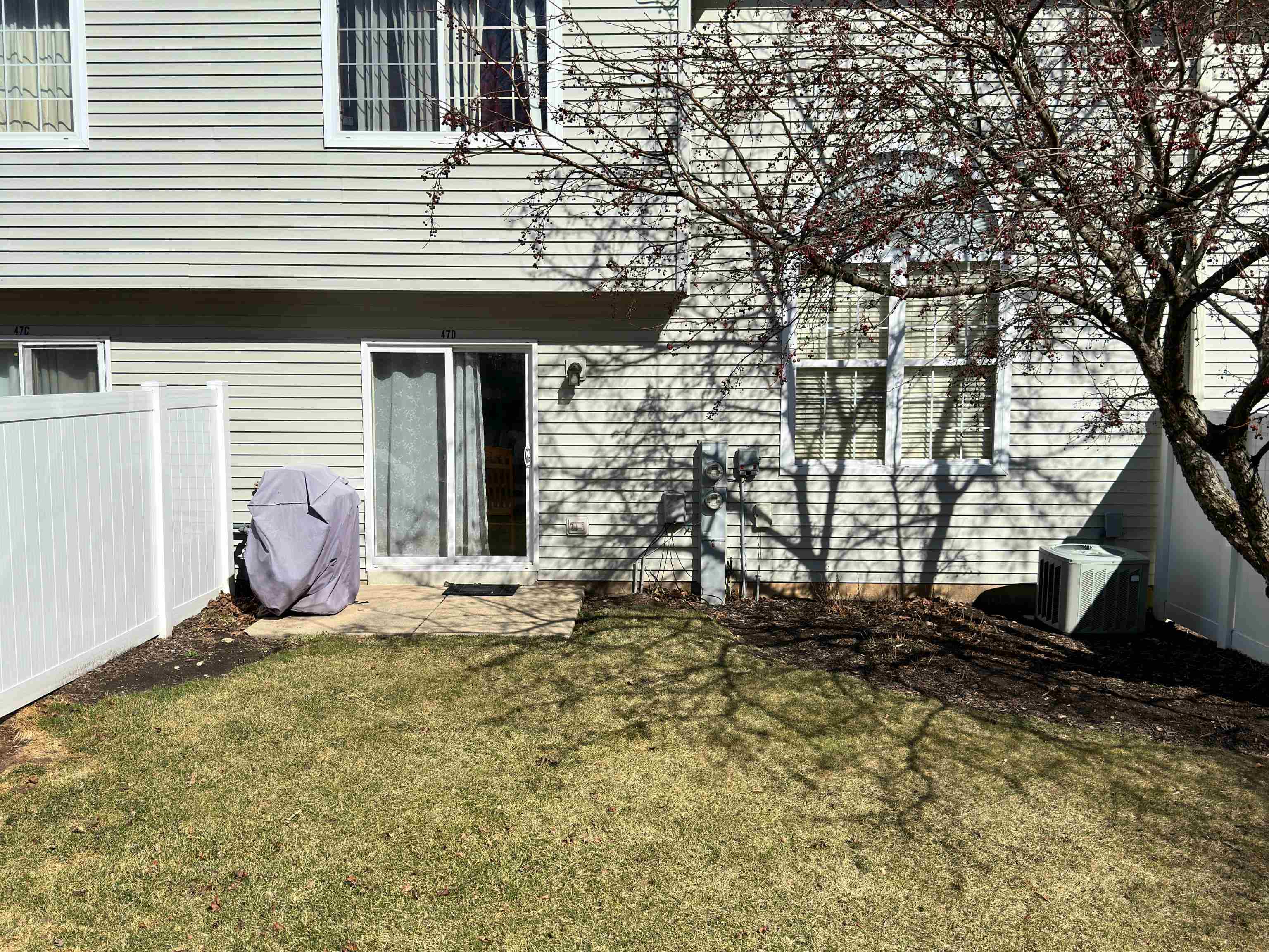 47 D Rolling Oaks Road Sugar Grove, IL 60554 - Photo 2 of 23