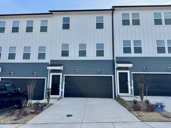 $2,300 | 3022 Evertonian Place, Durham, NC 27703