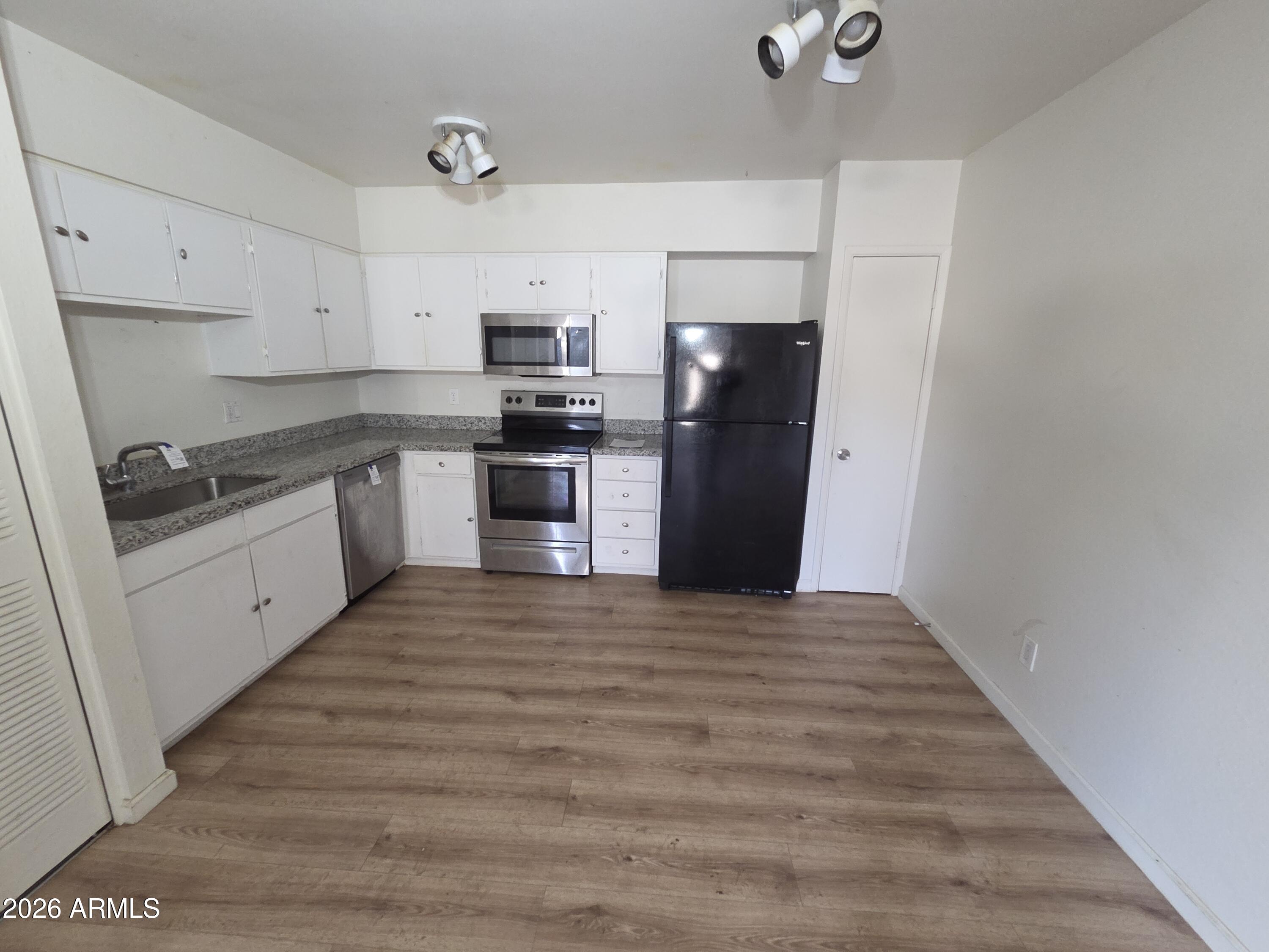 830 South Dobson Road, Unit 69 Mesa, AZ 85202 - Photo 3 of 10 20260124_091815