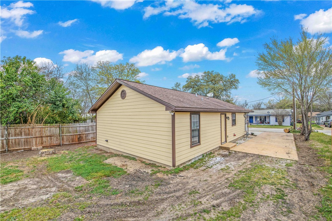 907 West 16th Street Bryan, TX 77803 - Photo 14 of 16